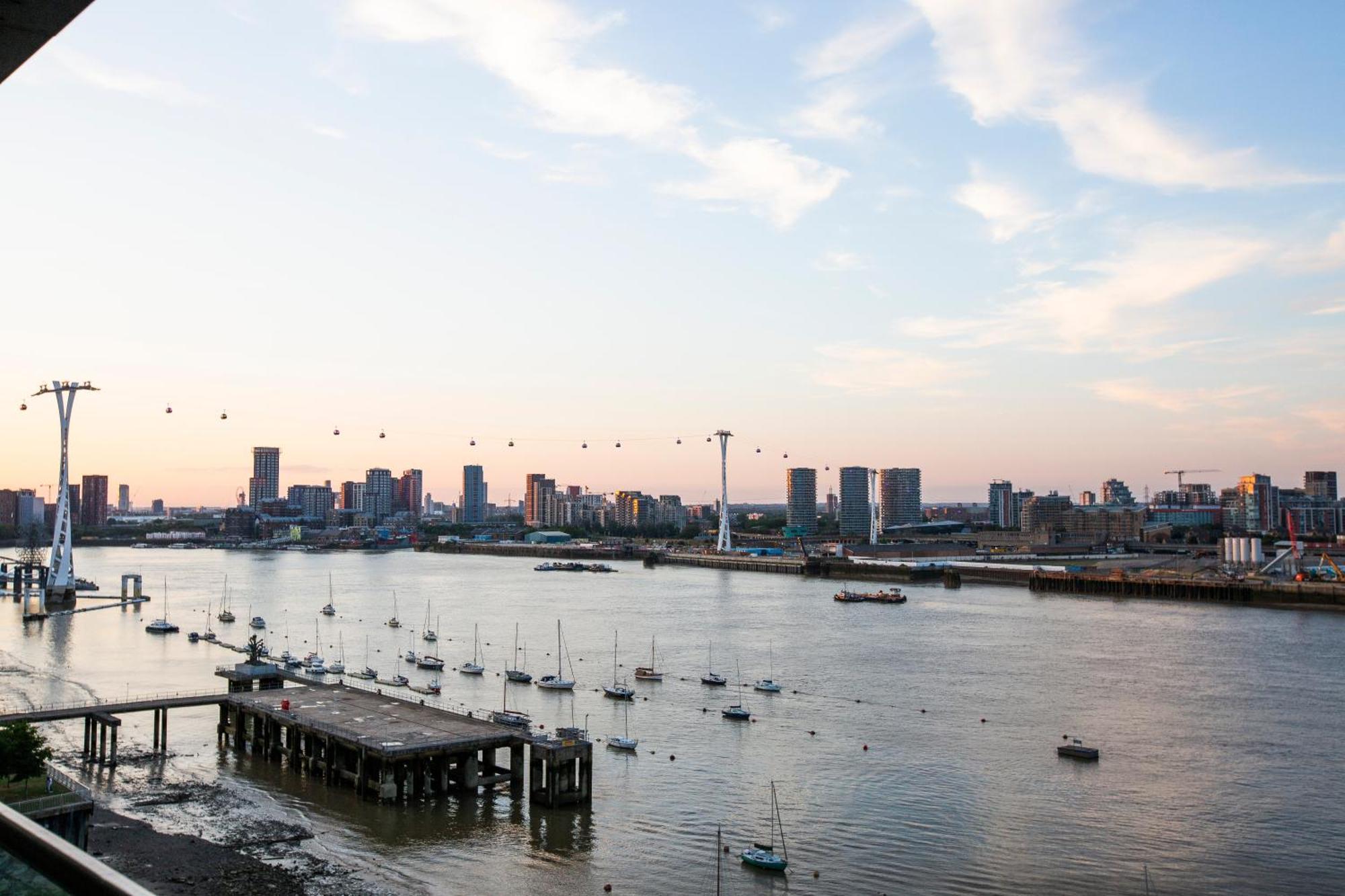 Waterfront- London Greenwich O2 Arena 2 Bed Flat Exterior photo
